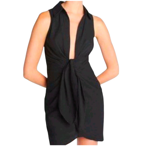 Choosy Crosby St. Dress Plunging Neckline Tie Waist Dress in Black Size 4 NWT - Picture 3 of 5